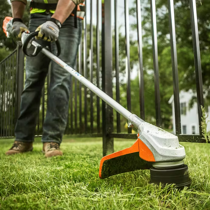STIHL FSA 90 R バッテリー式草刈り機 AP300 2個付‼️ Stihl | FSA 90 R Battery Trimmer | Loop Handle | w/ AP 300 S