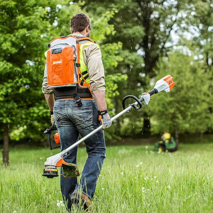 Stihl | FSA 90 R Battery Trimmer | Loop Handle | w/ AP 300 S
